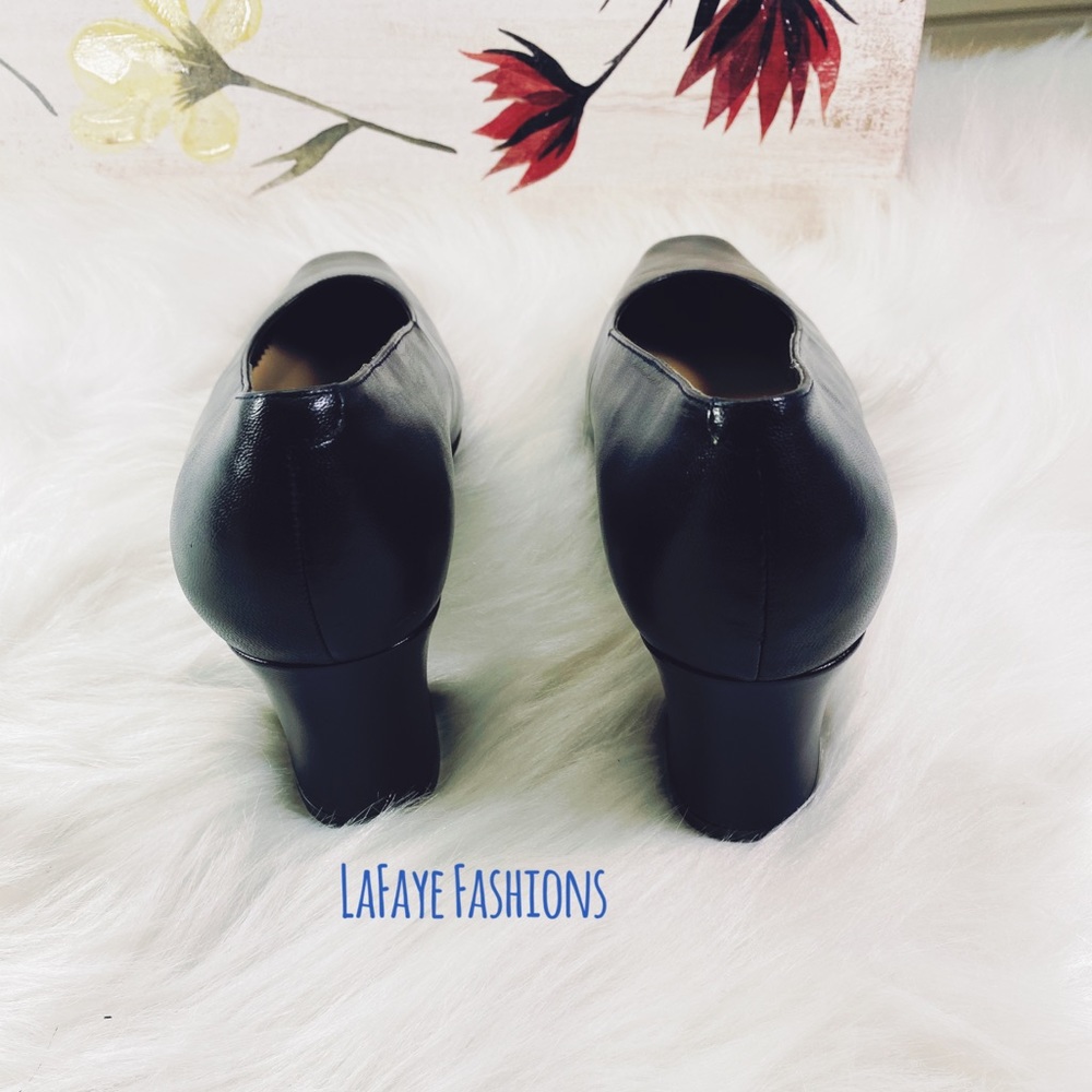 BRAND NEW BLUSHE PUMPS by SPIEGEL
